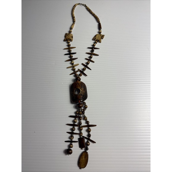 The Unbranded Brand Jewelry - Vintage Tribal Brown carved Animals Necklace Ethnic beaded Safari Style